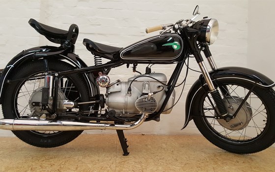 Umgebautes Motorrad IFA-DKW BK 350 von Motorrad Scheunpflug e.K. - Bild 1 Umgebautes Motorrad IFA-DKW BK 350 von Motorrad Scheunpflug e.K. - Bild 1