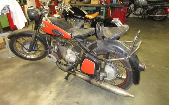 Umgebautes Motorrad IFA-DKW BK 350 von Motorrad Scheunpflug e.K. - Bild 13 Umgebautes Motorrad IFA-DKW BK 350 von Motorrad Scheunpflug e.K. - Bild 13