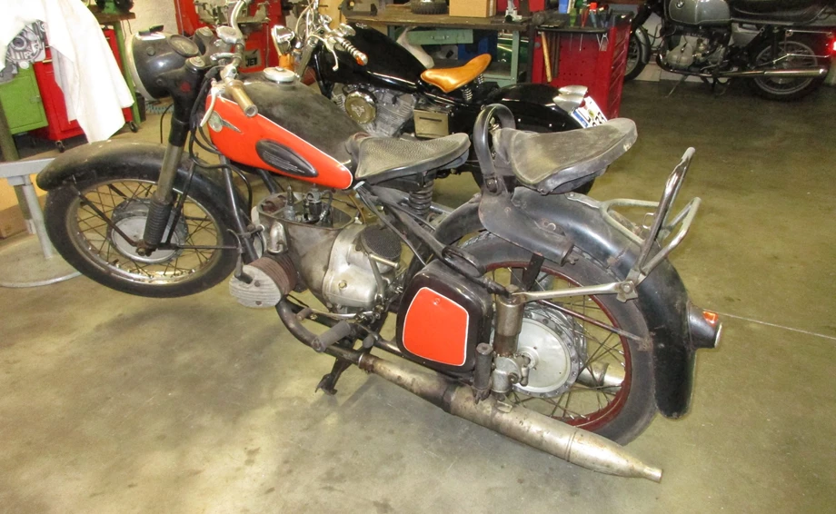 Umbgebautes Motorrad IFA-DKW BK 350 Bild 13: Umbgebautes Motorrad IFA-DKW BK 350