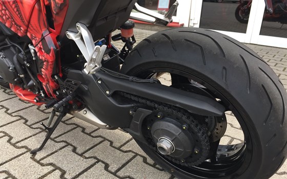 Umgebautes Motorrad Honda CB 1000 R von Auto-und Motorradhaus Bürstadt GmbH - Bild 11 Umgebautes Motorrad Honda CB 1000 R von Auto-und Motorradhaus Bürstadt GmbH - Bild 11