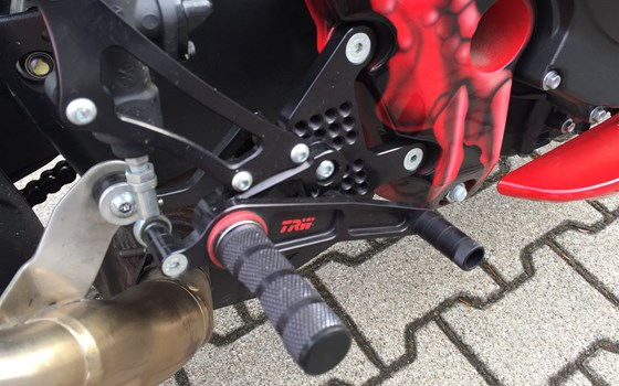 Umgebautes Motorrad Honda CB 1000 R von Auto-und Motorradhaus Bürstadt GmbH - Bild 13 Umgebautes Motorrad Honda CB 1000 R von Auto-und Motorradhaus Bürstadt GmbH - Bild 13