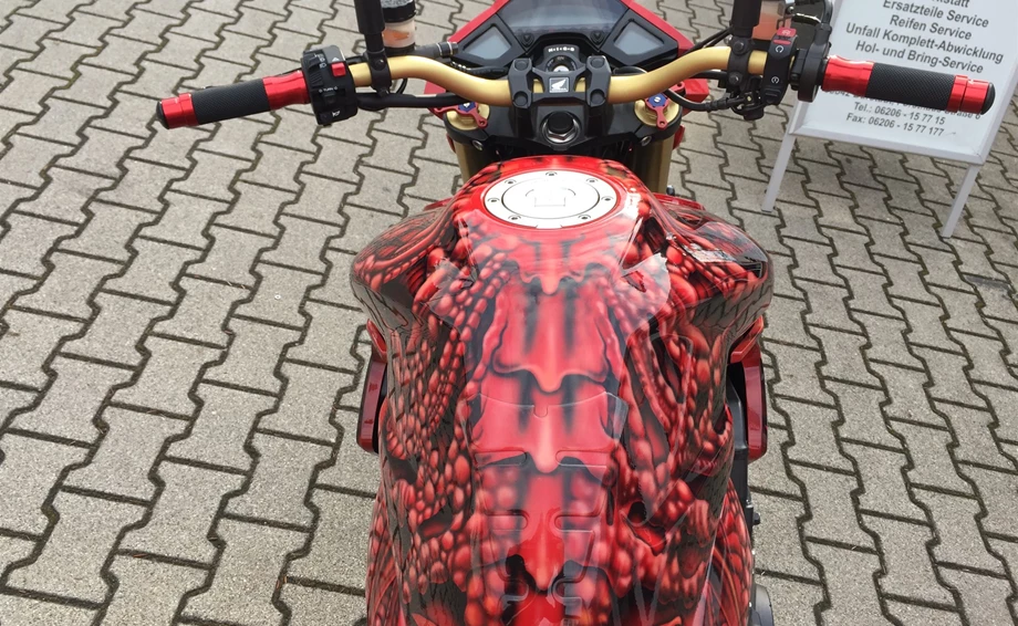 Umbgebautes Motorrad Honda CB 1000 R Bild 21: Umbgebautes Motorrad Honda CB 1000 R