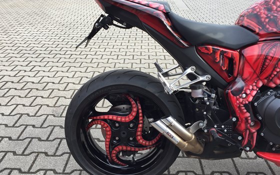 Umgebautes Motorrad Honda CB 1000 R von Auto-und Motorradhaus Bürstadt GmbH - Bild 7 Umgebautes Motorrad Honda CB 1000 R von Auto-und Motorradhaus Bürstadt GmbH - Bild 7