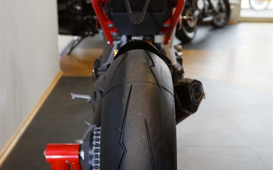 Umgebautes Motorrad Triumph Speed Triple R von Promotec GmbH - Bild 5 Umgebautes Motorrad Triumph Speed Triple R von Promotec GmbH - Bild 5