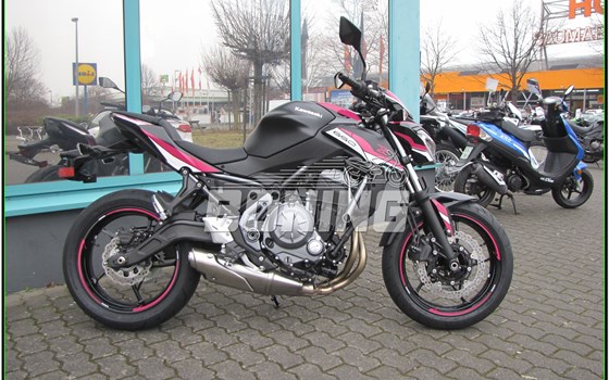 Umgebautes Motorrad Kawasaki Z650 von Böning Motorräder - Bild 2 Umgebautes Motorrad Kawasaki Z650 von Böning Motorräder - Bild 2