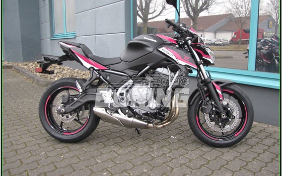 Umgebautes Motorrad Kawasaki Z650 von Böning Motorräder - Bild 4 Umgebautes Motorrad Kawasaki Z650 von Böning Motorräder - Bild 4