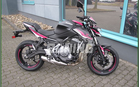 Umgebautes Motorrad Kawasaki Z650 von Böning Motorräder - Bild 5 Umgebautes Motorrad Kawasaki Z650 von Böning Motorräder - Bild 5