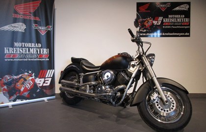 Yamaha XVS 1100 Drag Star Classic Custom Bike Yamaha XVS 1100 Drag Star Classic Custom Bike