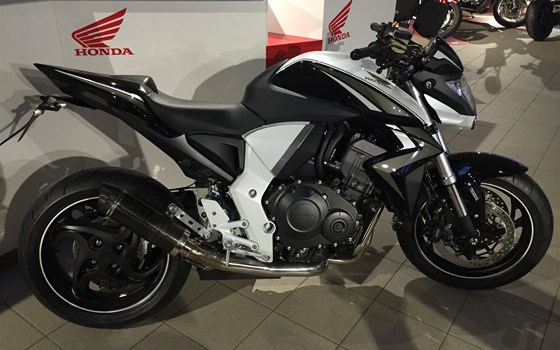 Umgebautes Motorrad Honda CB 1000 R von M. Perschall GmbH - Bild 2 Umgebautes Motorrad Honda CB 1000 R von M. Perschall GmbH - Bild 2