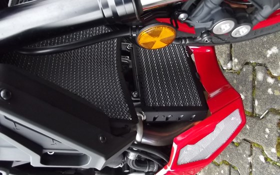 Umgebautes Motorrad Yamaha MT-10 von TEC-MOTORS GmbH - Bild 7 Umgebautes Motorrad Yamaha MT-10 von TEC-MOTORS GmbH - Bild 7