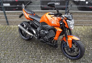 Yamaha FZ1