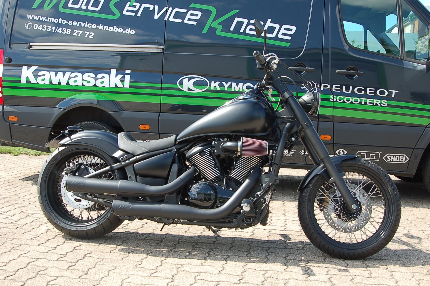Details zum Custom-Bike Kawasaki 900 Custom Händlers Moto Service Knabe