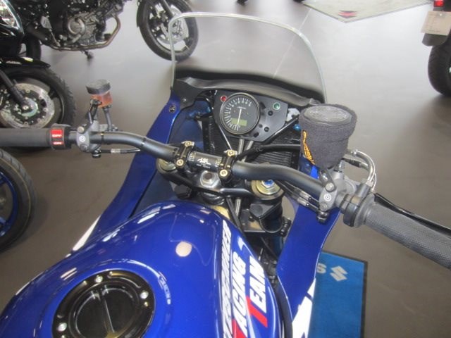 Umbgebautes Motorrad Suzuki Bandit 1200S