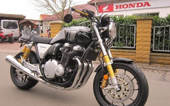 Umgebautes Motorrad Honda CB 1100 R von Zweiradtechnik Jörg Schlieter - Bild 5 Umgebautes Motorrad Honda CB 1100 R von Zweiradtechnik Jörg Schlieter - Bild 5