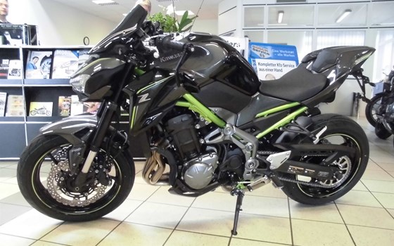 Umgebautes Motorrad Kawasaki Z900 von Team Wahlers GmbH - Bild 2 Umgebautes Motorrad Kawasaki Z900 von Team Wahlers GmbH - Bild 2