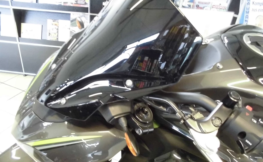 Umbgebautes Motorrad Kawasaki Z900 Bild 5: Umbgebautes Motorrad Kawasaki Z900