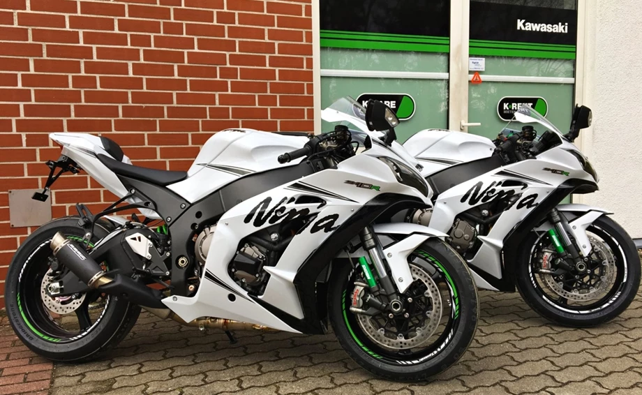 Umbgebautes Motorrad Kawasaki Ninja ZX-10R Bild 1: Umbgebautes Motorrad Kawasaki Ninja ZX-10R