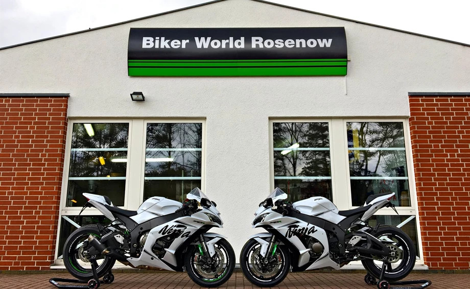 Umbgebautes Motorrad Kawasaki Ninja ZX-10R Bild 12: Umbgebautes Motorrad Kawasaki Ninja ZX-10R