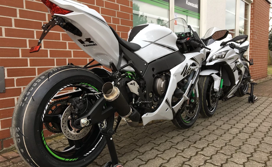 Umbgebautes Motorrad Kawasaki Ninja ZX-10R Bild 15: Umbgebautes Motorrad Kawasaki Ninja ZX-10R