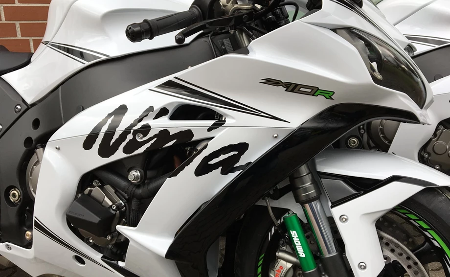 Umbgebautes Motorrad Kawasaki Ninja ZX-10R Bild 5: Umbgebautes Motorrad Kawasaki Ninja ZX-10R