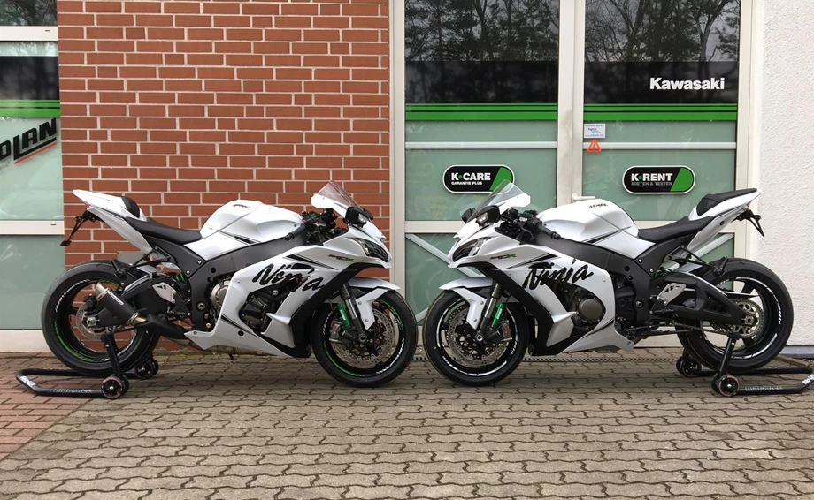 Umbgebautes Motorrad Kawasaki Ninja ZX-10R Bild 9: Umbgebautes Motorrad Kawasaki Ninja ZX-10R