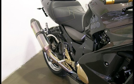 Umgebautes Motorrad Kawasaki ZX-12R Ninja von Motorrad Briel GmbH - Bild 4 Umgebautes Motorrad Kawasaki ZX-12R Ninja von Motorrad Briel GmbH - Bild 4