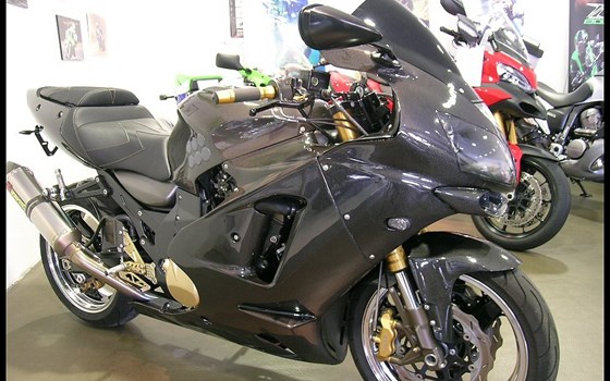 Umgebautes Motorrad Kawasaki ZX-12R Ninja von Motorrad Briel GmbH - Bild 5 Umgebautes Motorrad Kawasaki ZX-12R Ninja von Motorrad Briel GmbH - Bild 5