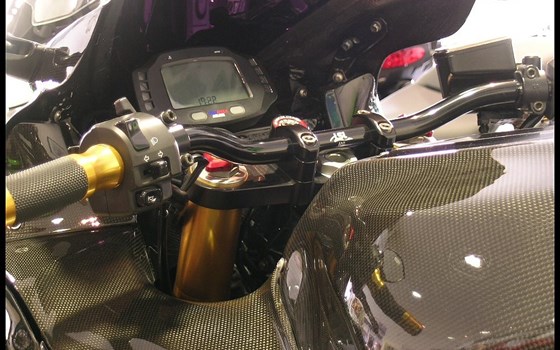 Umgebautes Motorrad Kawasaki ZX-12R Ninja von Motorrad Briel GmbH - Bild 7 Umgebautes Motorrad Kawasaki ZX-12R Ninja von Motorrad Briel GmbH - Bild 7