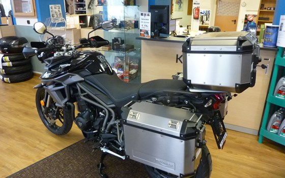 Umgebautes Motorrad Triumph Tiger 800 XRx von Zweirad Wimmer GmbH, KTM & Husqvarna Vertragshändler - Bild 2 Umgebautes Motorrad Triumph Tiger 800 XRx von Zweirad Wimmer GmbH, KTM & Husqvarna Vertragshändler - Bild 2