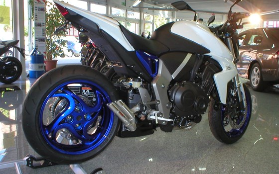 Umgebautes Motorrad Honda CB 1000 R von Honda Auto- & Motorradhaus Chmell - Bild 6 Umgebautes Motorrad Honda CB 1000 R von Honda Auto- & Motorradhaus Chmell - Bild 6