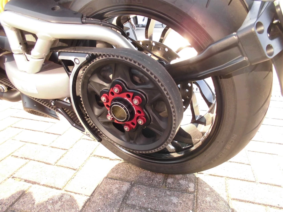 Umbgebautes Motorrad Ducati XDiavel S Bild 11: Umbgebautes Motorrad Ducati XDiavel S