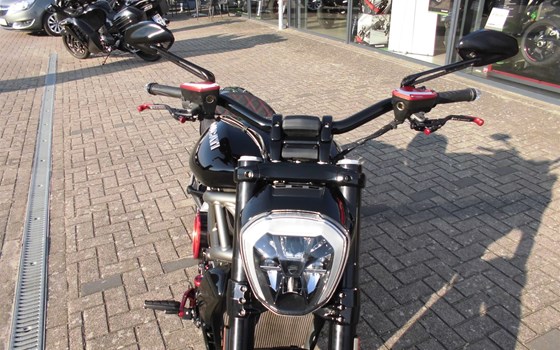 Umgebautes Motorrad Ducati XDiavel S von Team Wahlers GmbH - Bild 14 Umgebautes Motorrad Ducati XDiavel S von Team Wahlers GmbH - Bild 14