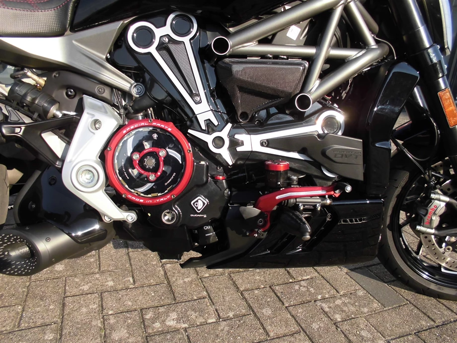Umbgebautes Motorrad Ducati XDiavel S Bild 6: Umbgebautes Motorrad Ducati XDiavel S