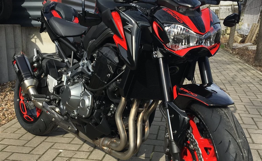 Umbgebautes Motorrad Kawasaki Z900 Bild 12: Umbgebautes Motorrad Kawasaki Z900