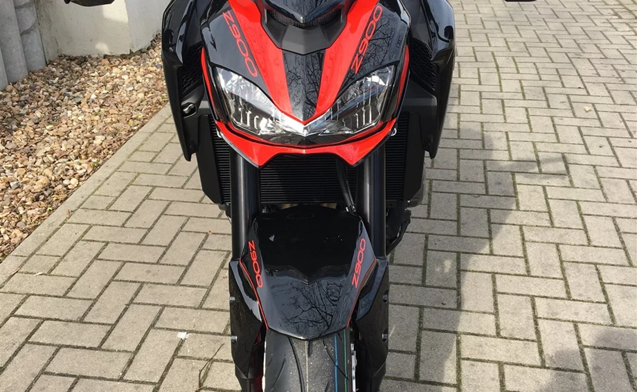 Umbgebautes Motorrad Kawasaki Z900 Bild 15: Umbgebautes Motorrad Kawasaki Z900