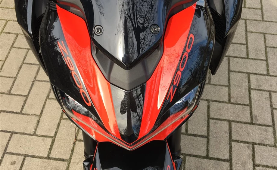 Umbgebautes Motorrad Kawasaki Z900 Bild 18: Umbgebautes Motorrad Kawasaki Z900