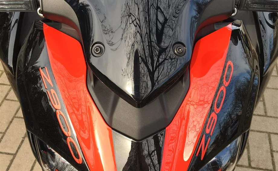 Umbgebautes Motorrad Kawasaki Z900 Bild 19: Umbgebautes Motorrad Kawasaki Z900