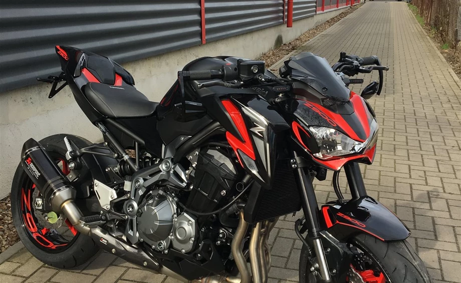 Umbgebautes Motorrad Kawasaki Z900 Bild 20: Umbgebautes Motorrad Kawasaki Z900