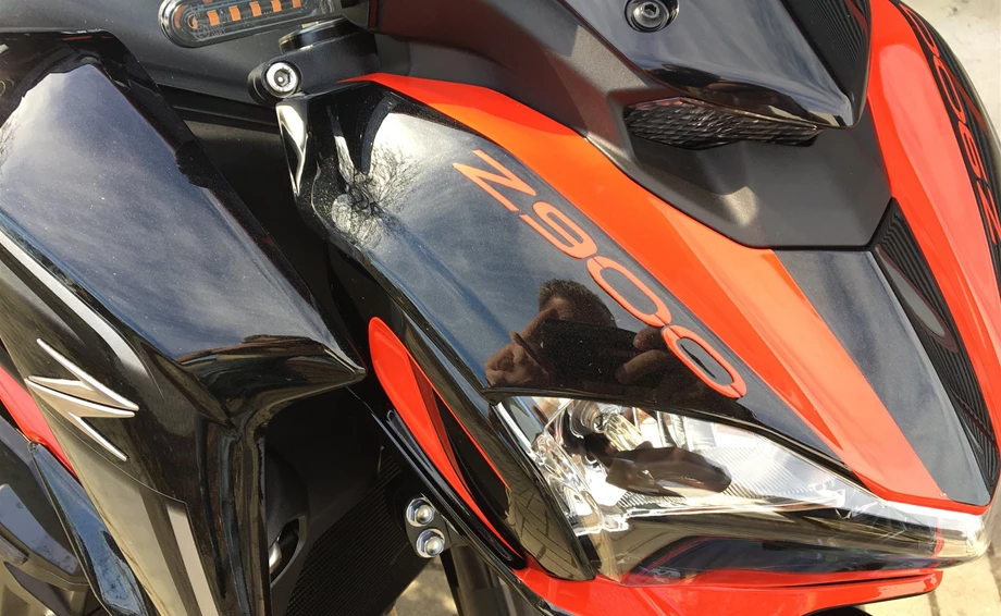 Umbgebautes Motorrad Kawasaki Z900 Bild 9: Umbgebautes Motorrad Kawasaki Z900