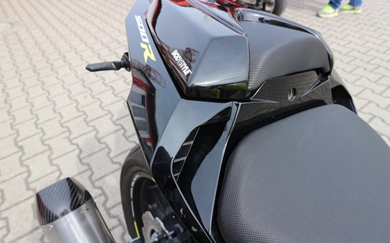 Umgebautes Motorrad Honda CBR500R von Auto-und Motorradhaus Bürstadt GmbH - Bild 18 Umgebautes Motorrad Honda CBR500R von Auto-und Motorradhaus Bürstadt GmbH - Bild 18