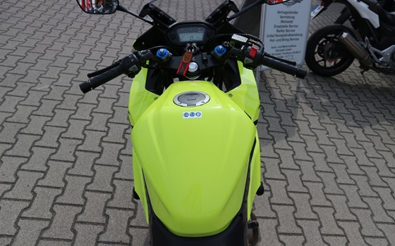 Umgebautes Motorrad Honda CBR500R von Auto-und Motorradhaus Bürstadt GmbH - Bild 20 Umgebautes Motorrad Honda CBR500R von Auto-und Motorradhaus Bürstadt GmbH - Bild 20