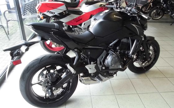 Umgebautes Motorrad Kawasaki Z650 von Team Wahlers GmbH - Bild 6 Umgebautes Motorrad Kawasaki Z650 von Team Wahlers GmbH - Bild 6