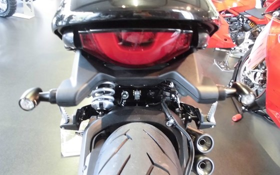 Umgebautes Motorrad Ducati Scrambler Cafe Racer von Team Wahlers GmbH - Bild 5 Umgebautes Motorrad Ducati Scrambler Cafe Racer von Team Wahlers GmbH - Bild 5
