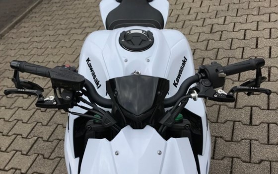 Umgebautes Motorrad Kawasaki Z1000 von Motorrad & AutoTeam Klaus Fronz - Bild 10 Umgebautes Motorrad Kawasaki Z1000 von Motorrad & AutoTeam Klaus Fronz - Bild 10
