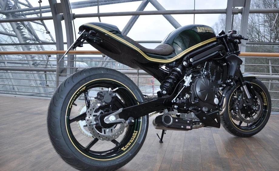 Umbgebautes Motorrad Kawasaki ER-6n Bild 3: Umbgebautes Motorrad Kawasaki ER-6n