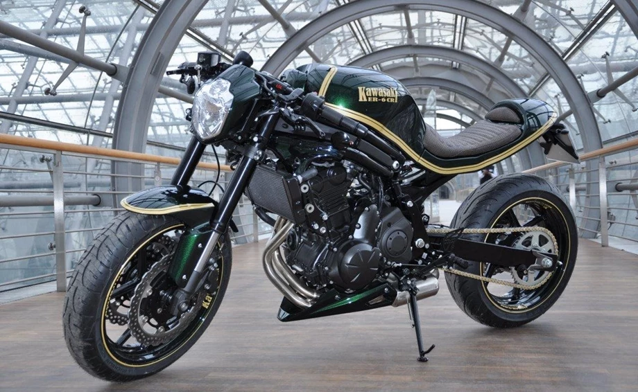 Umbgebautes Motorrad Kawasaki ER-6n Bild 6: Umbgebautes Motorrad Kawasaki ER-6n