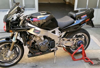 Honda CBR 900 RR Fireblade Honda CBR 900 RR Fireblade