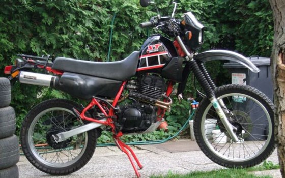 Umgebautes Motorrad Yamaha XT 350 von Speichenputzer - Bild 1 Umgebautes Motorrad Yamaha XT 350 von Speichenputzer - Bild 1