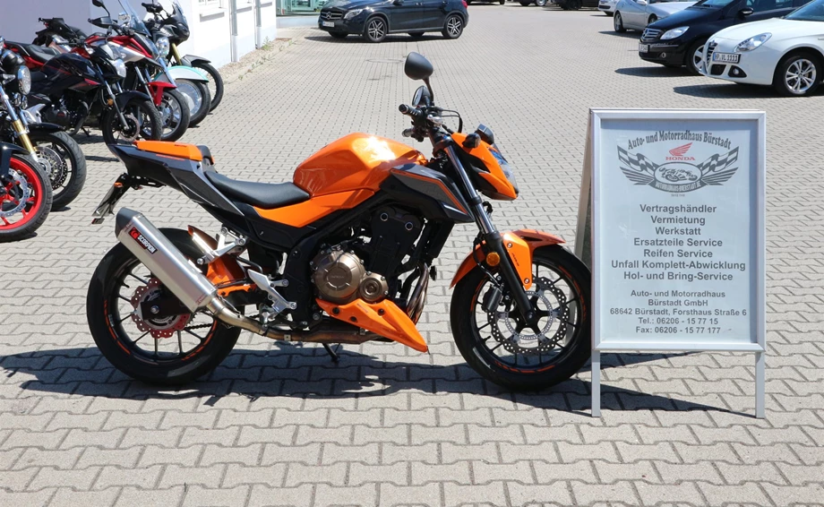 Umbgebautes Motorrad Honda CB500F Bild 1: Umbgebautes Motorrad Honda CB500F