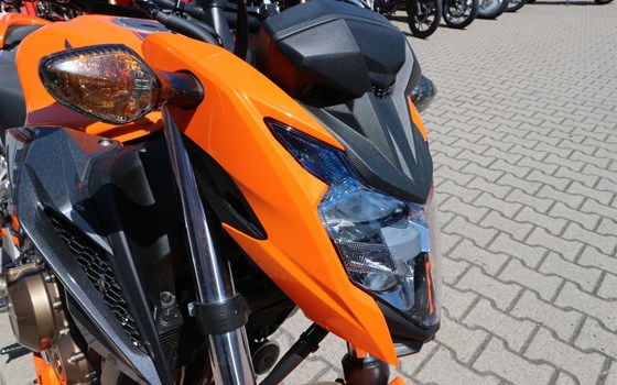 Umgebautes Motorrad Honda CB500F von Auto-und Motorradhaus Bürstadt GmbH - Bild 15 Umgebautes Motorrad Honda CB500F von Auto-und Motorradhaus Bürstadt GmbH - Bild 15